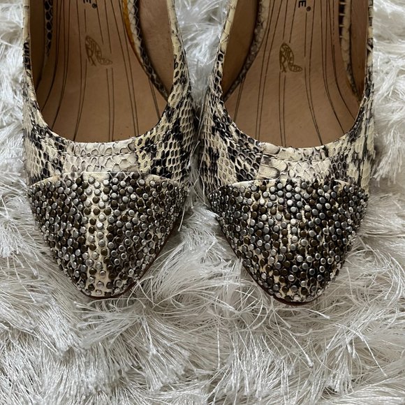 Modern Vintage "Raphie" Sz 8 Leather Heels - Picture 3 of 10